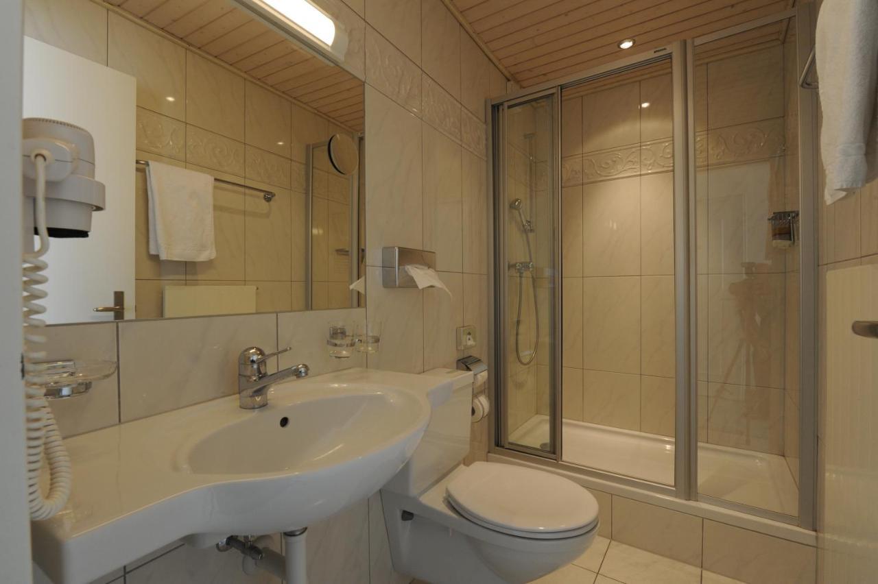 זופינגן Hotel Engel חדר תמונה